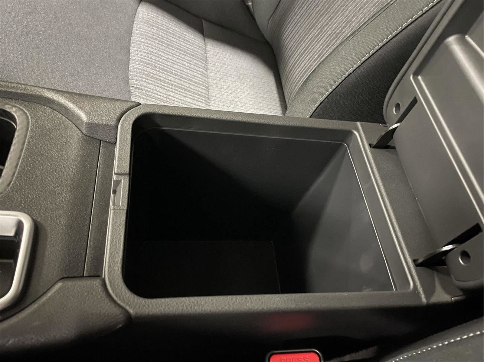 Used 2025 Nissan Sentra SV w/ All-Weather Package image 31