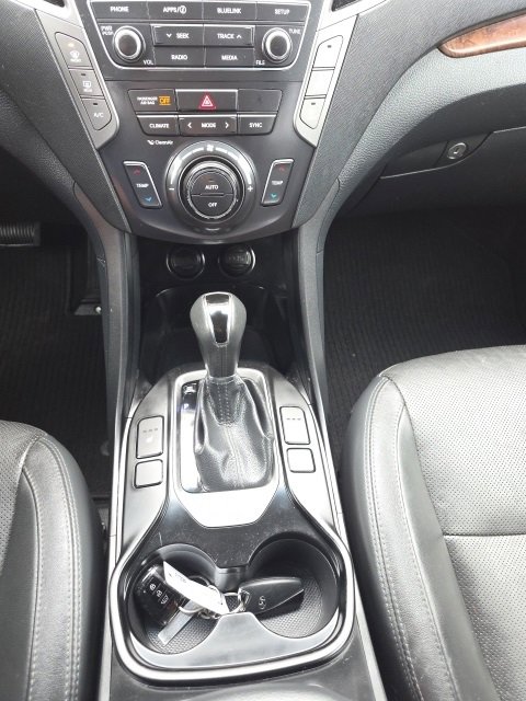 Used 2018 Hyundai Santa Fe SE w/ SE Premium Package 02 image 19