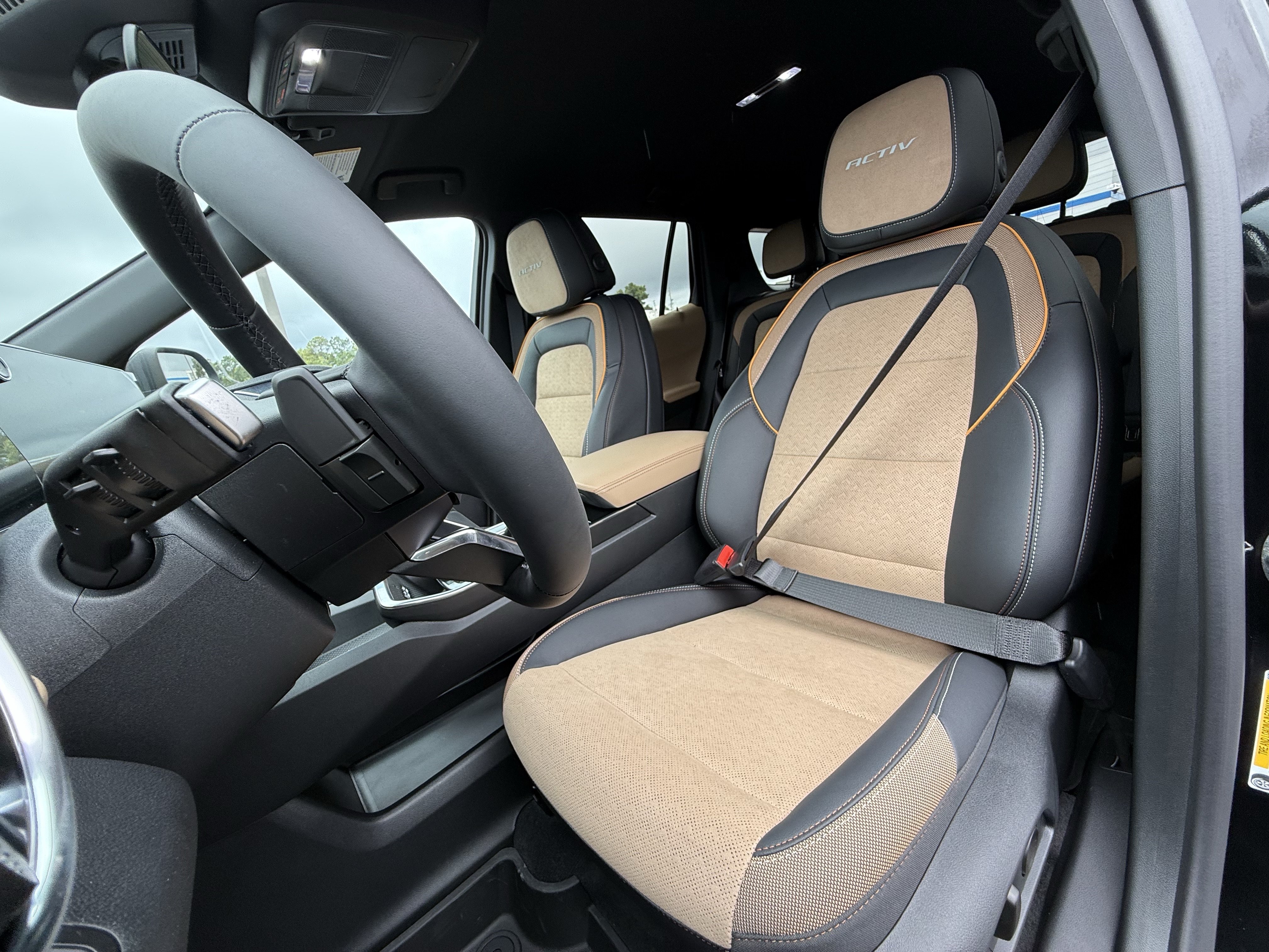 New 2027 Chevrolet Equinox ACTIV w/ LPO, Floor Liner Package FWD image 16