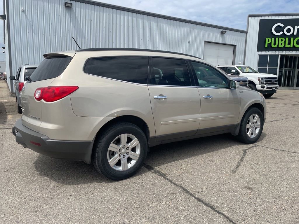 Used 2012 Chevrolet Traverse LT FWD image 14
