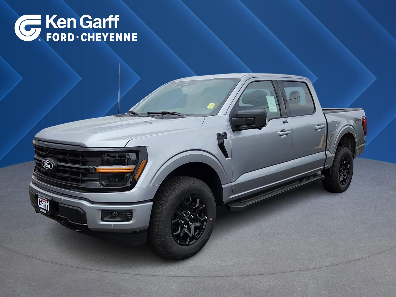 New 2025 Ford F150 XLT w/ Equipment Group 302A MID