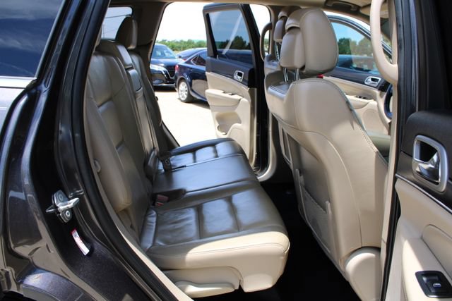 Used 2020 Jeep Grand Cherokee Limited RWD image 54