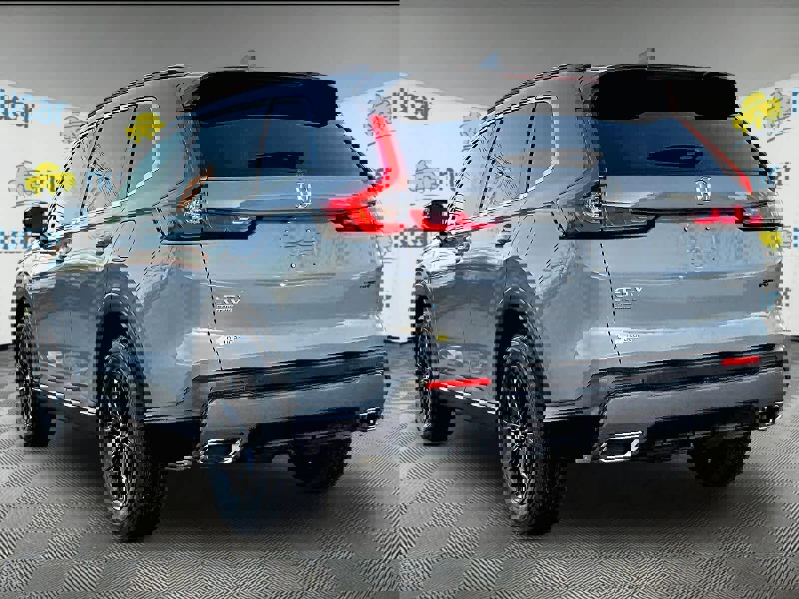 Used 2025 Honda CR-V Sport-L image 4