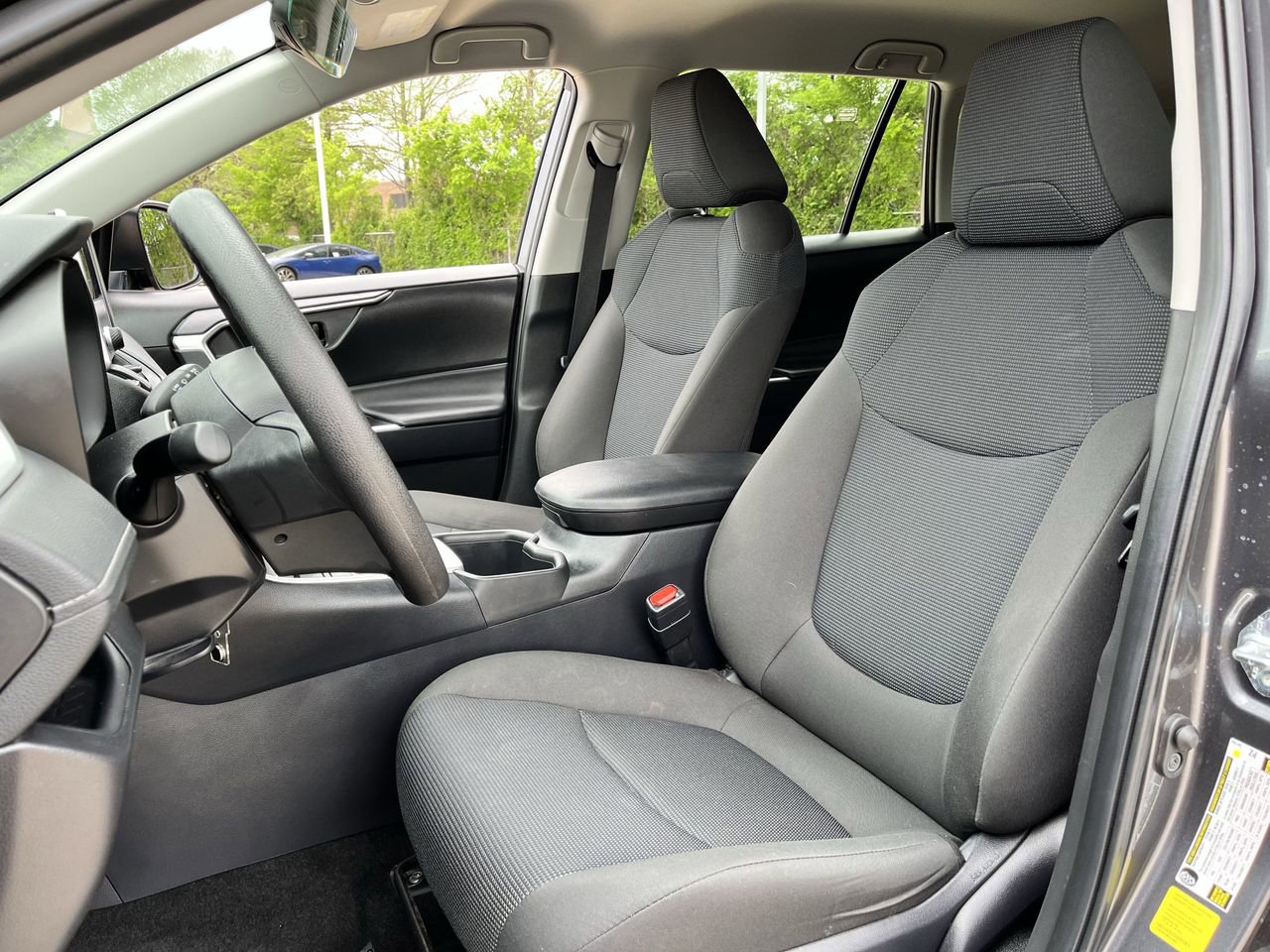 Used 2024 Toyota RAV4 LE FWD image 23