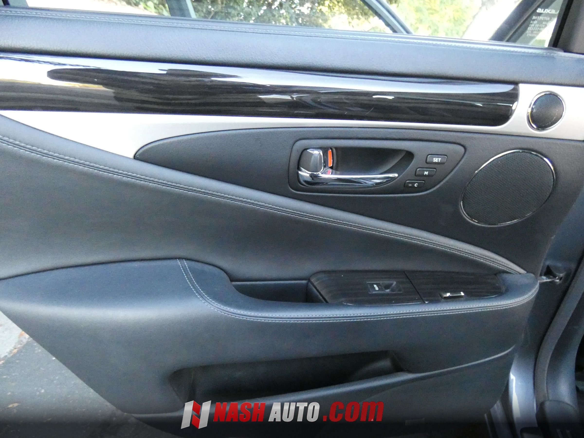 Used 2013 Lexus LS 460 w/ Ultra Luxury Pkg RWD image 44
