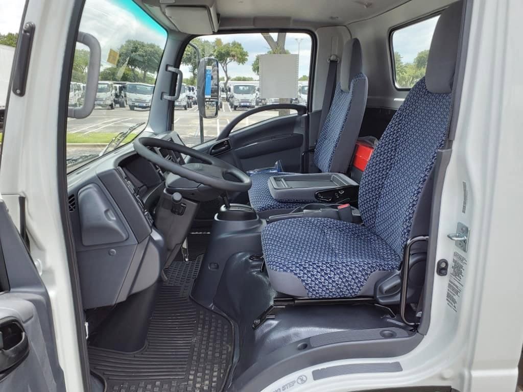 New 2025 Chevrolet Low Cab Forward RWD image 7