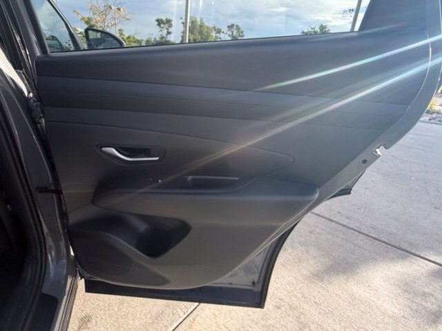 Used 2025 Hyundai Tucson SEL AWD/4WD image 29
