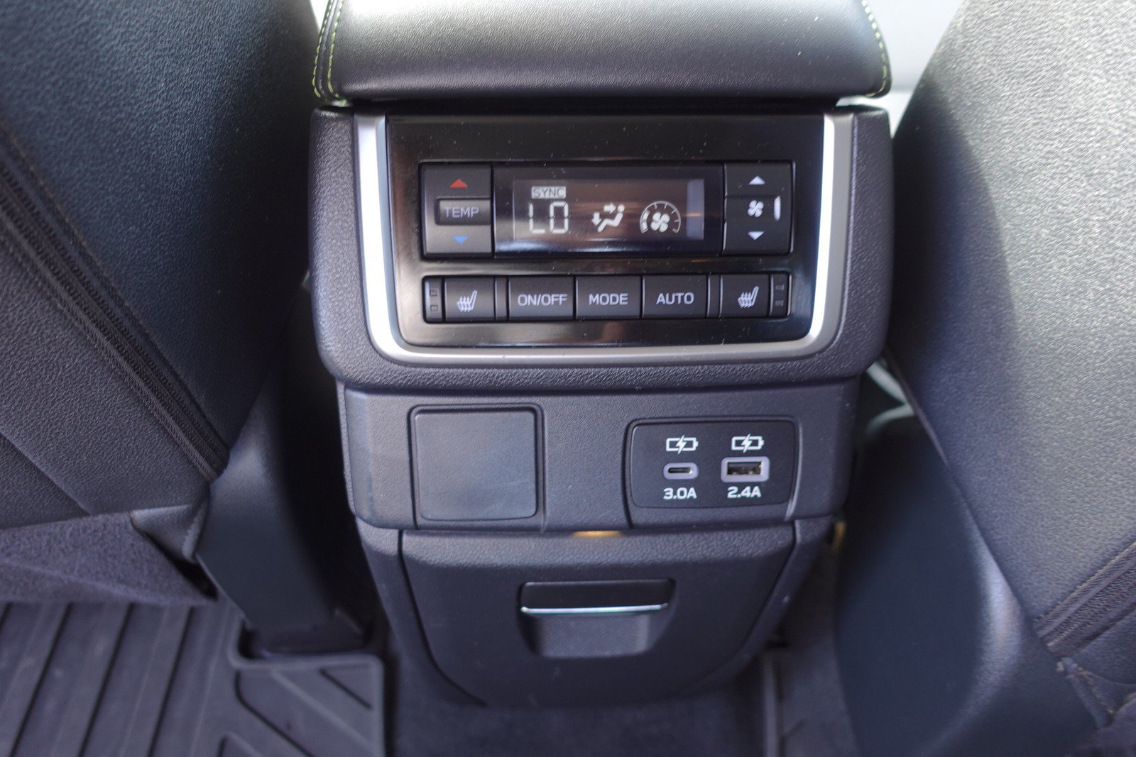 Certified 2023 Subaru Ascent Onyx Edition Limited AWD/4WD image 18