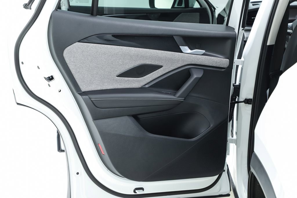 New 2026 Volkswagen Tiguan S image 17