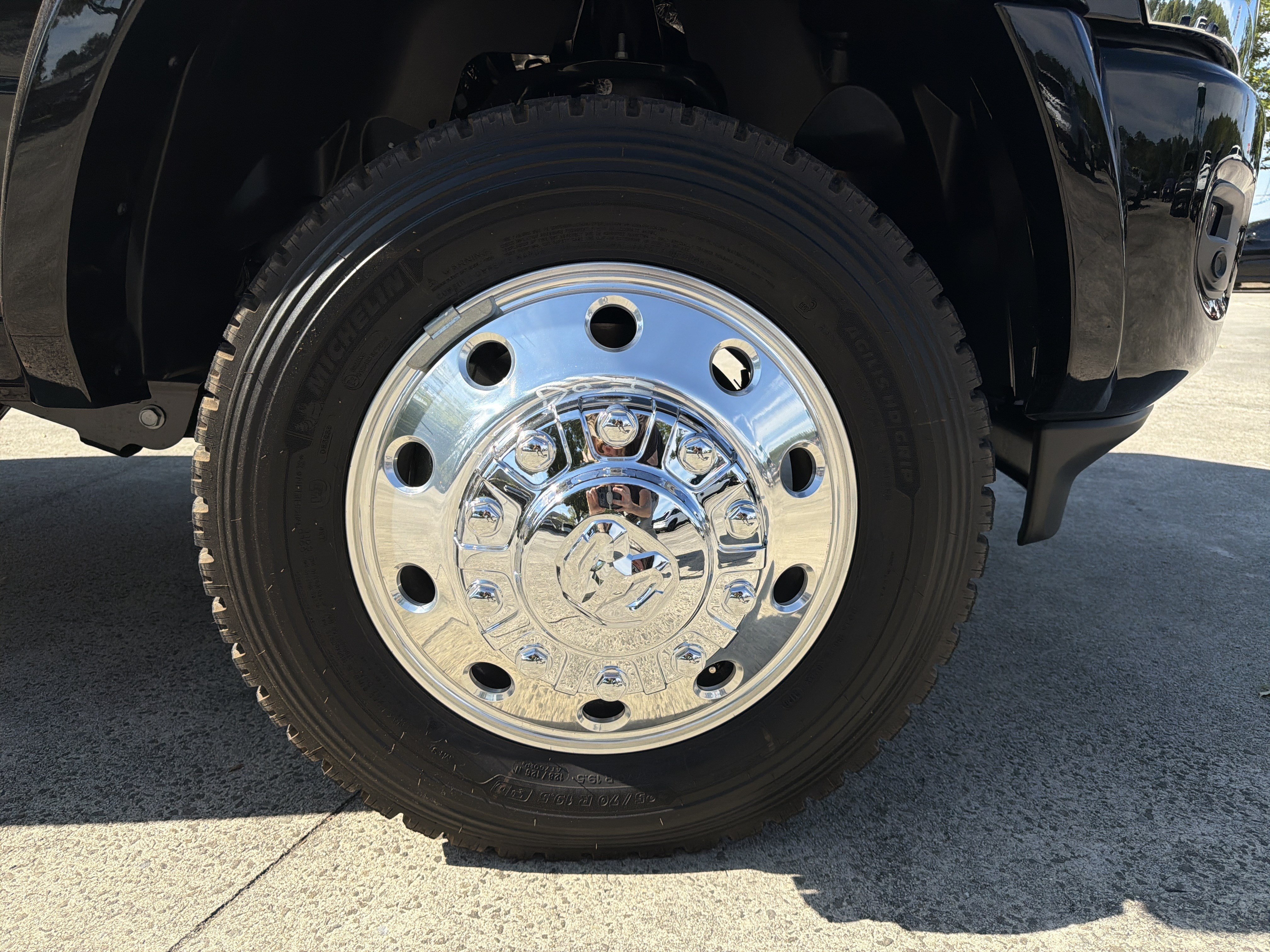 New 2027 RAM 5500 4x4 Crew Cab image 12