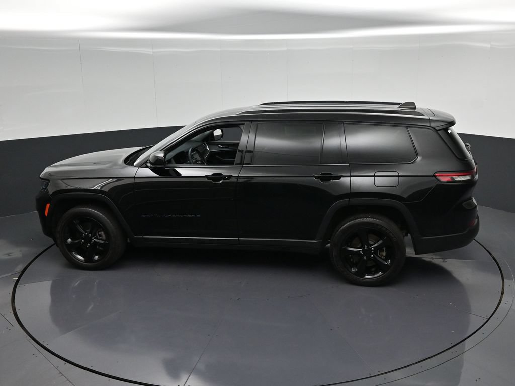 Used 2024 Jeep Grand Cherokee L Limited w/ Black Appearance Package RWD image 25