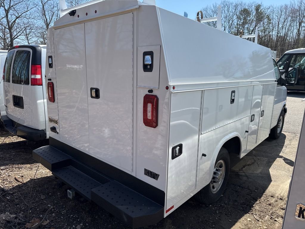 New 2024 Chevrolet Express 3500 w/ Power Convenience Package image 3