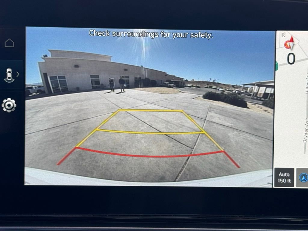 Used 2025 Hyundai Elantra Limited image 24