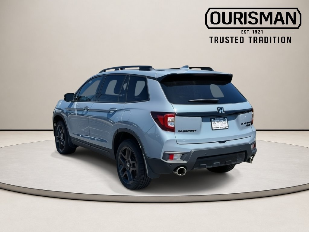 Certified 2024 Honda Passport Black Edition image 7
