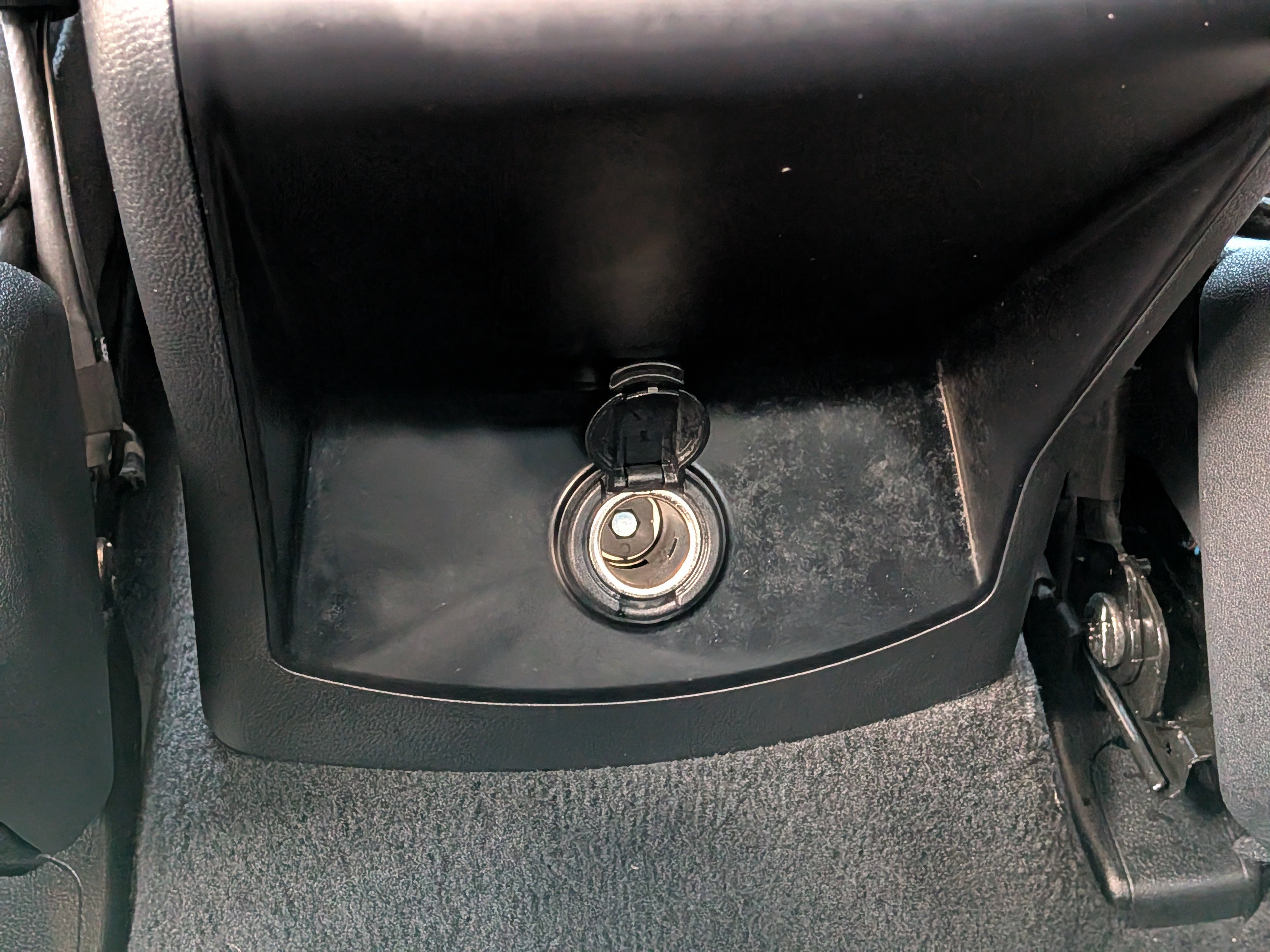 Certified 2025 Kia Sorento S image 18