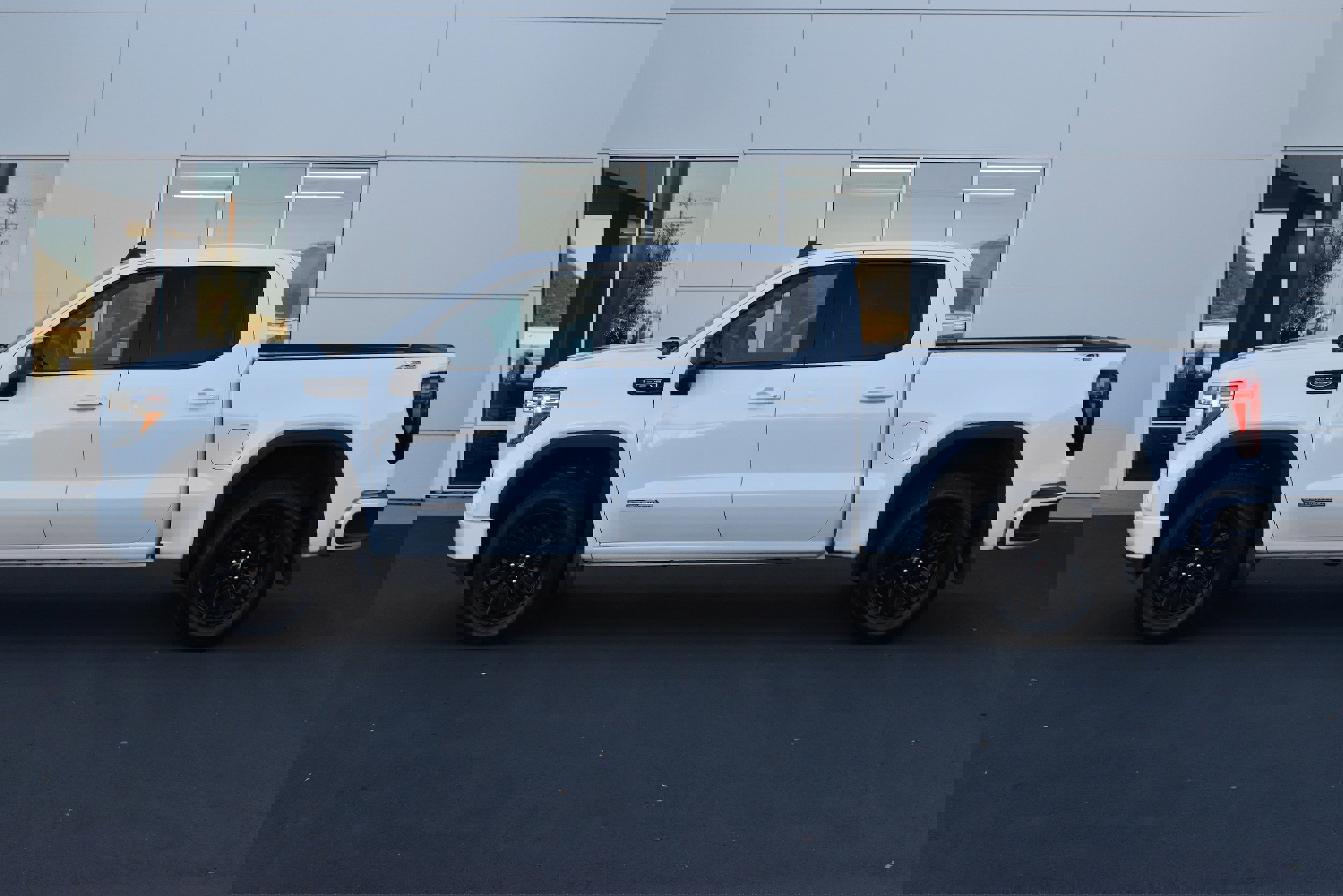 Used 2021 GMC Sierra 1500 Elevation w/ Preferred Package image 10