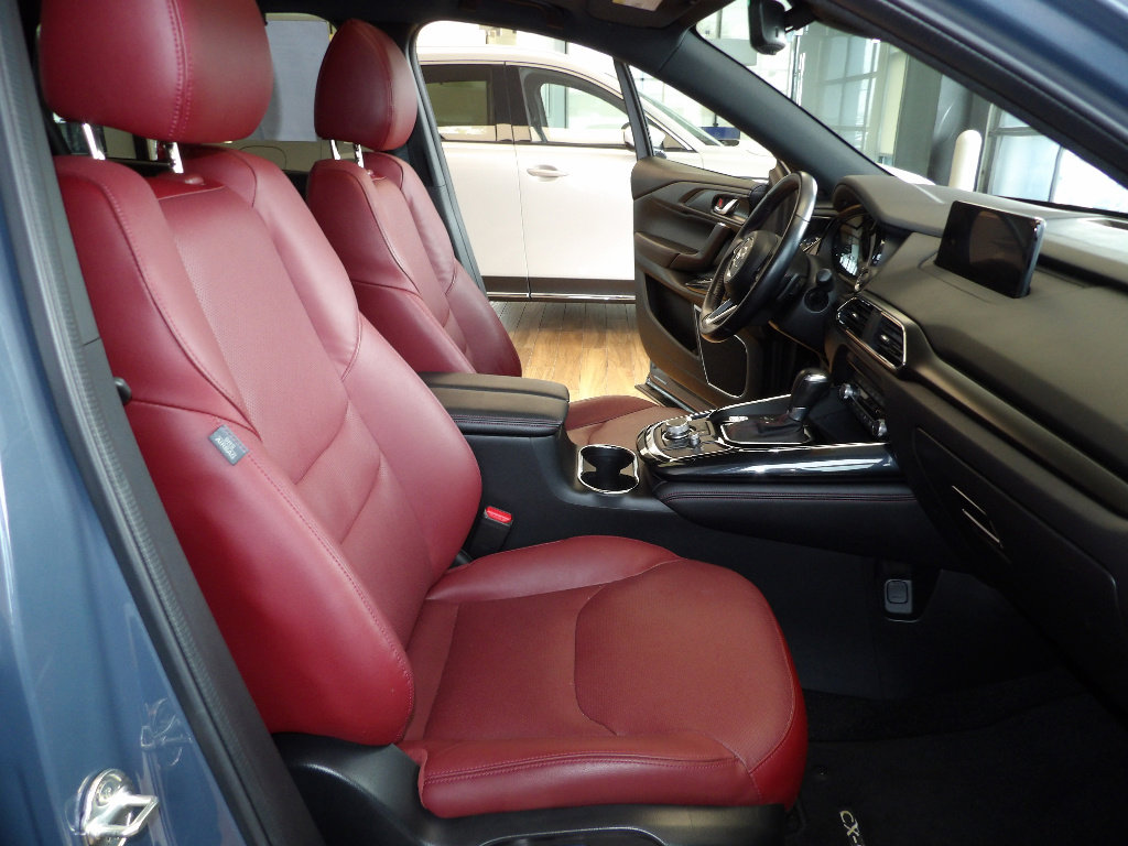 Certified 2023 MAZDA CX-9 Carbon Edition image 14