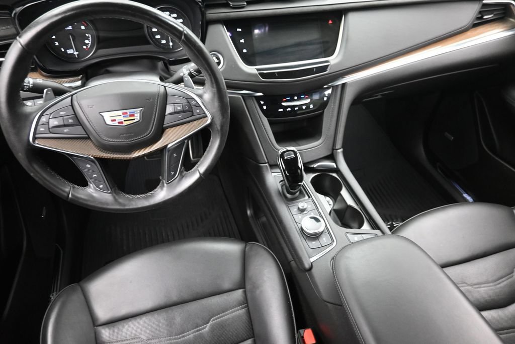 Used 2023 Cadillac XT5 Sportv w/ Platinum Package AWD/4WD image 16