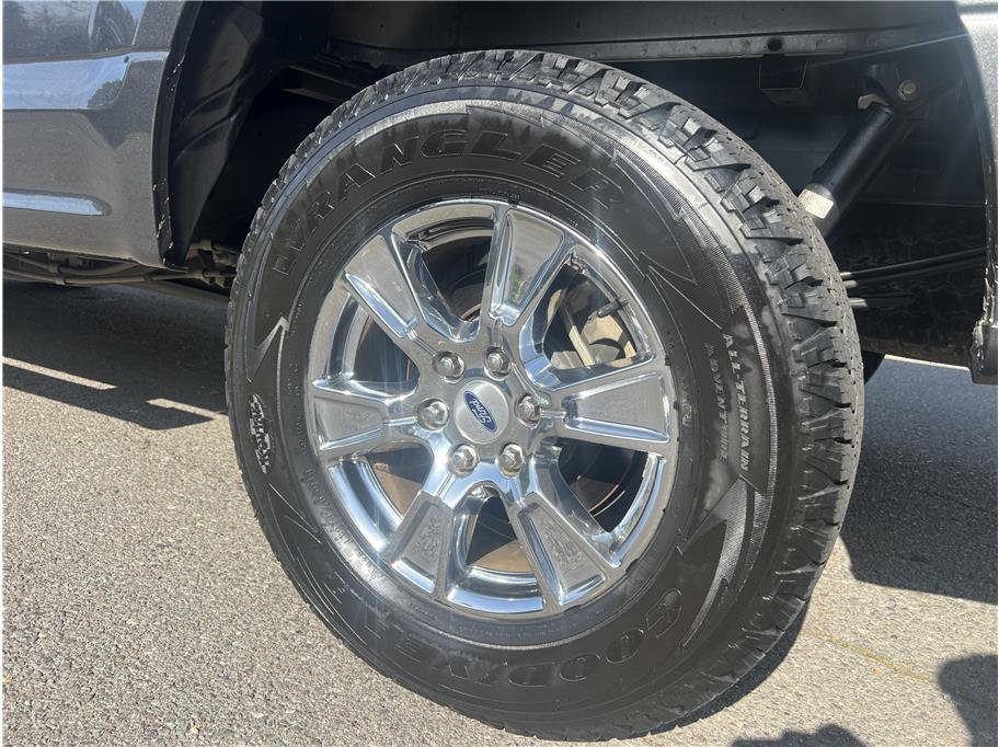 Used 2016 Ford F150 XLT w/ Equipment Group 301A Mid image 9