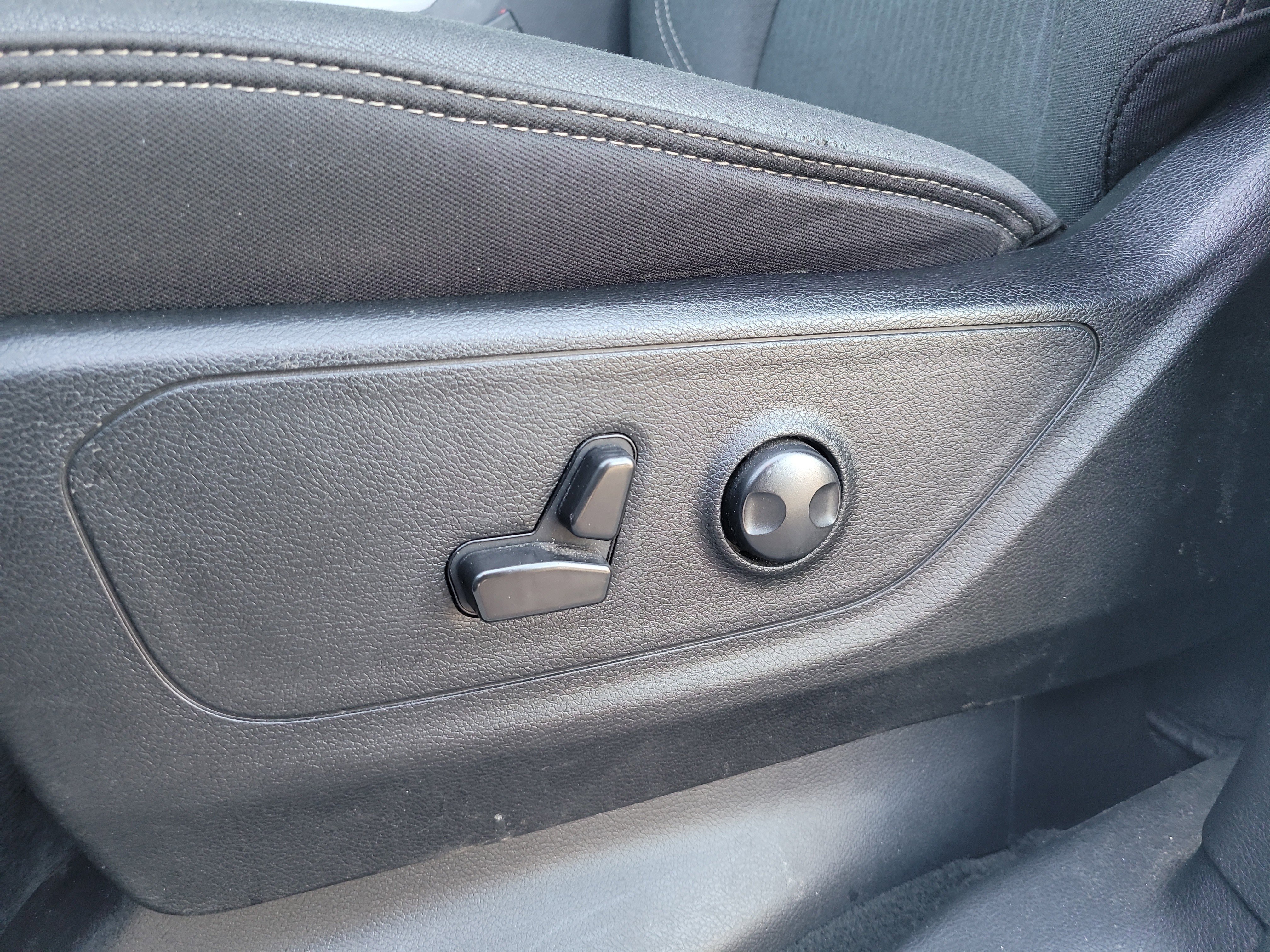 Used 2022 RAM 1500 Big Horn AWD/4WD image 19