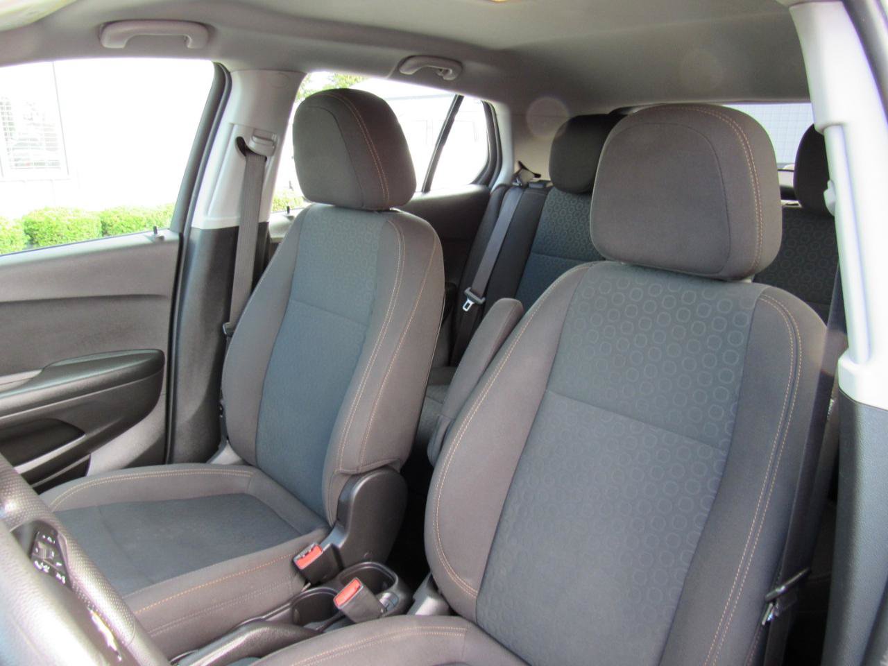Used 2021 Chevrolet Trax LS w/ Tint and Cruise Package FWD image 16
