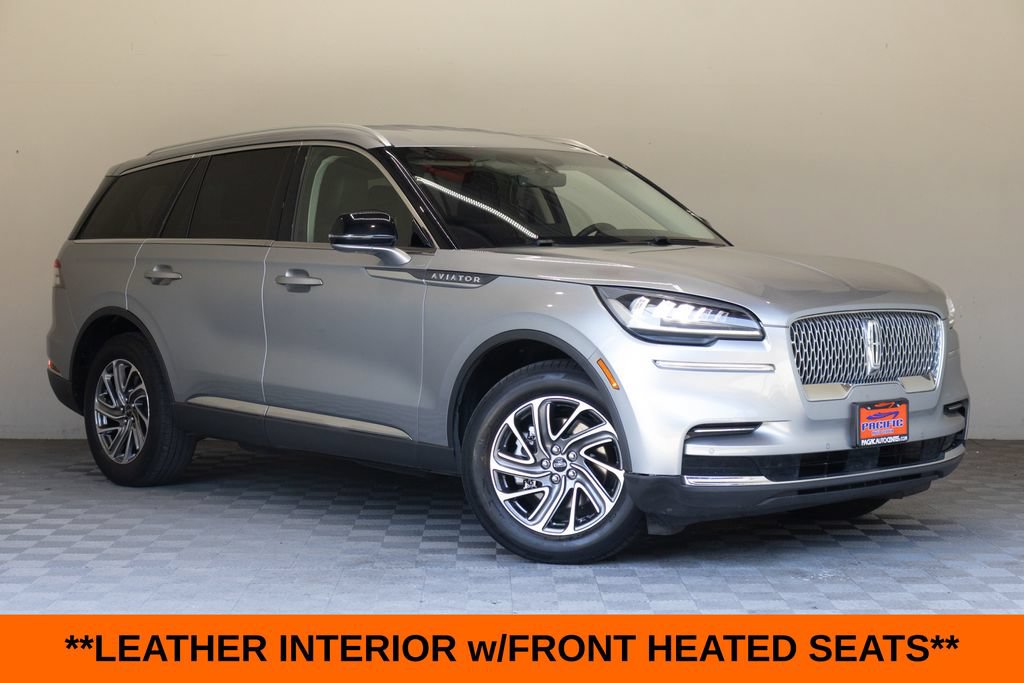 Used 2023 Lincoln Aviator AWD image 2