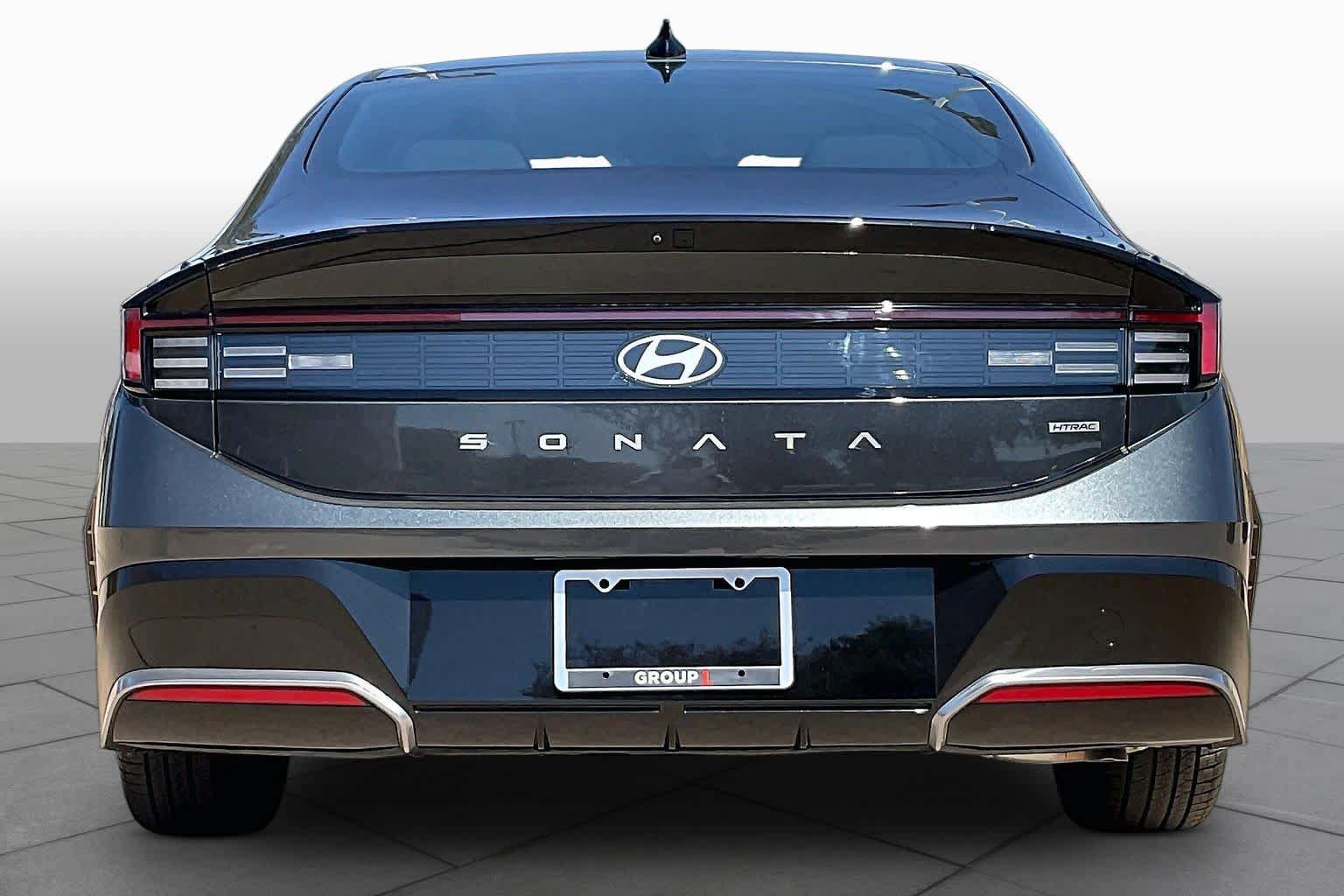 Certified 2026 Hyundai Sonata SEL AWD/4WD image 5