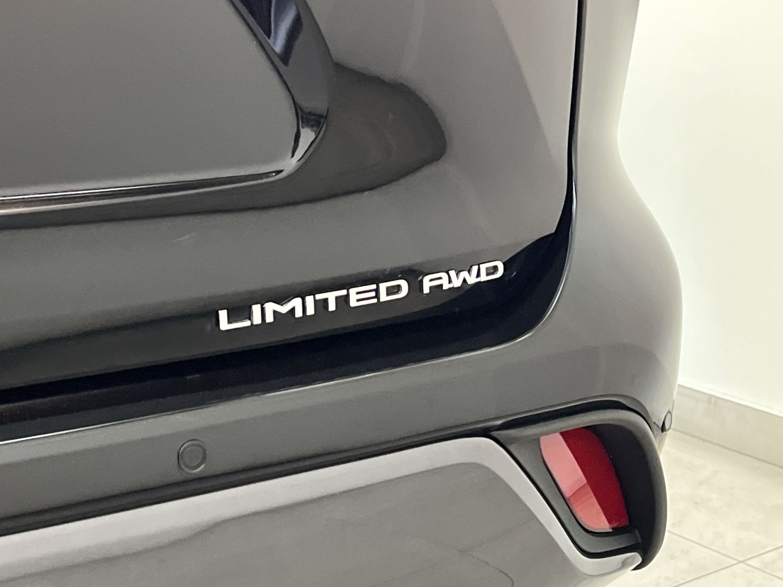 Used 2026 Toyota Highlander Limited AWD/4WD image 31