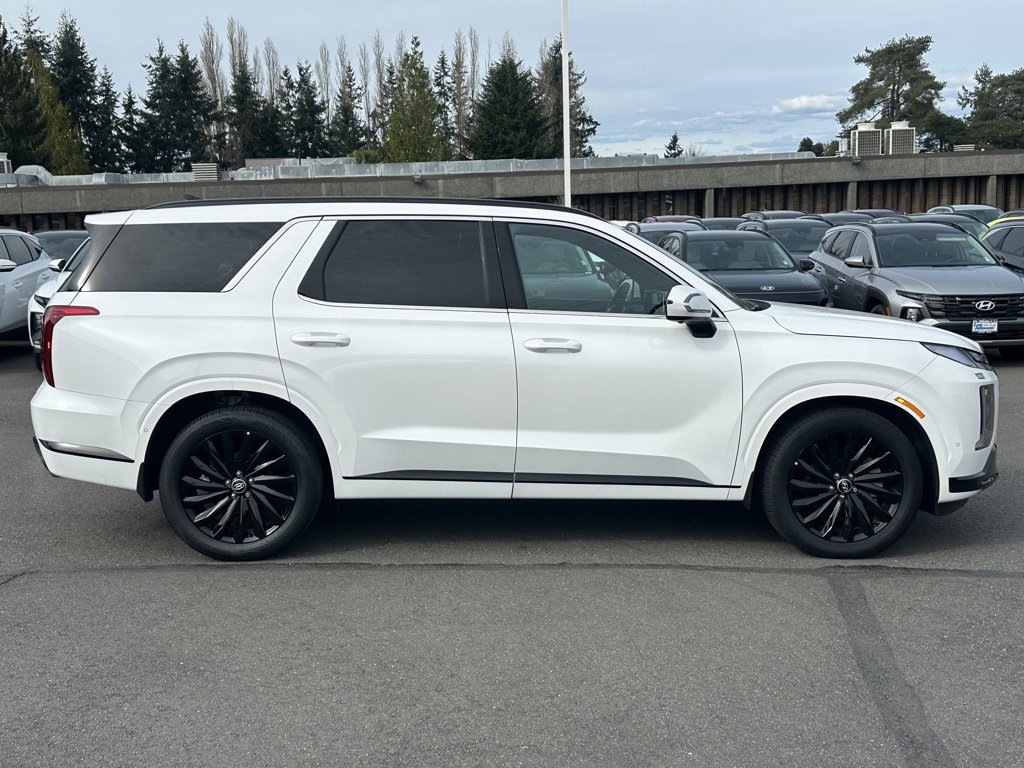 Used 2025 Hyundai Palisade Calligraphy image 10