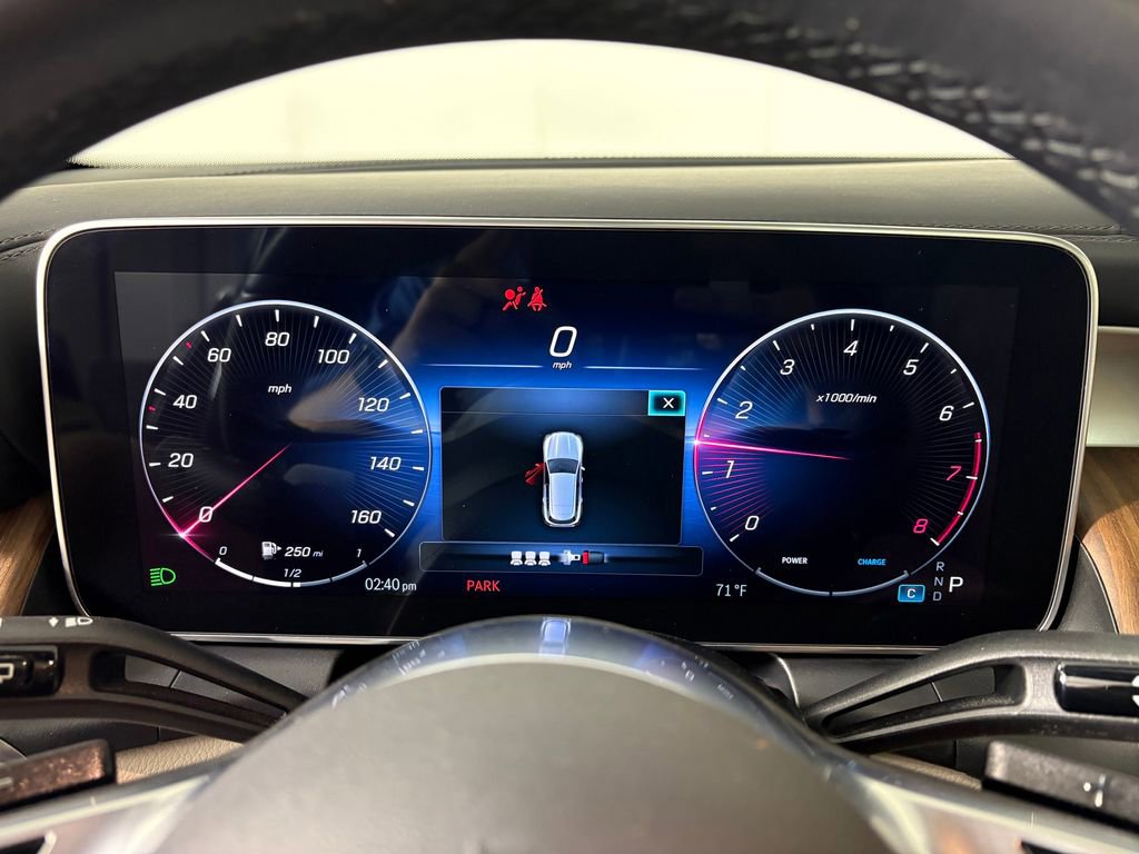 Used 2024 Mercedes-Benz GLC 300 4MATIC image 16