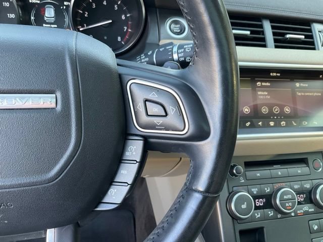 Used 2018 Land Rover Range Rover Evoque SE AWD/4WD image 13