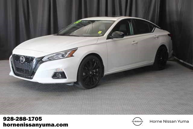 Used 2022 Nissan Altima 2.5 SR w/ Midnight Edition Package image 3