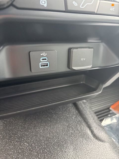 New 2026 Ford F550 4x4 Regular Cab Super Duty image 36