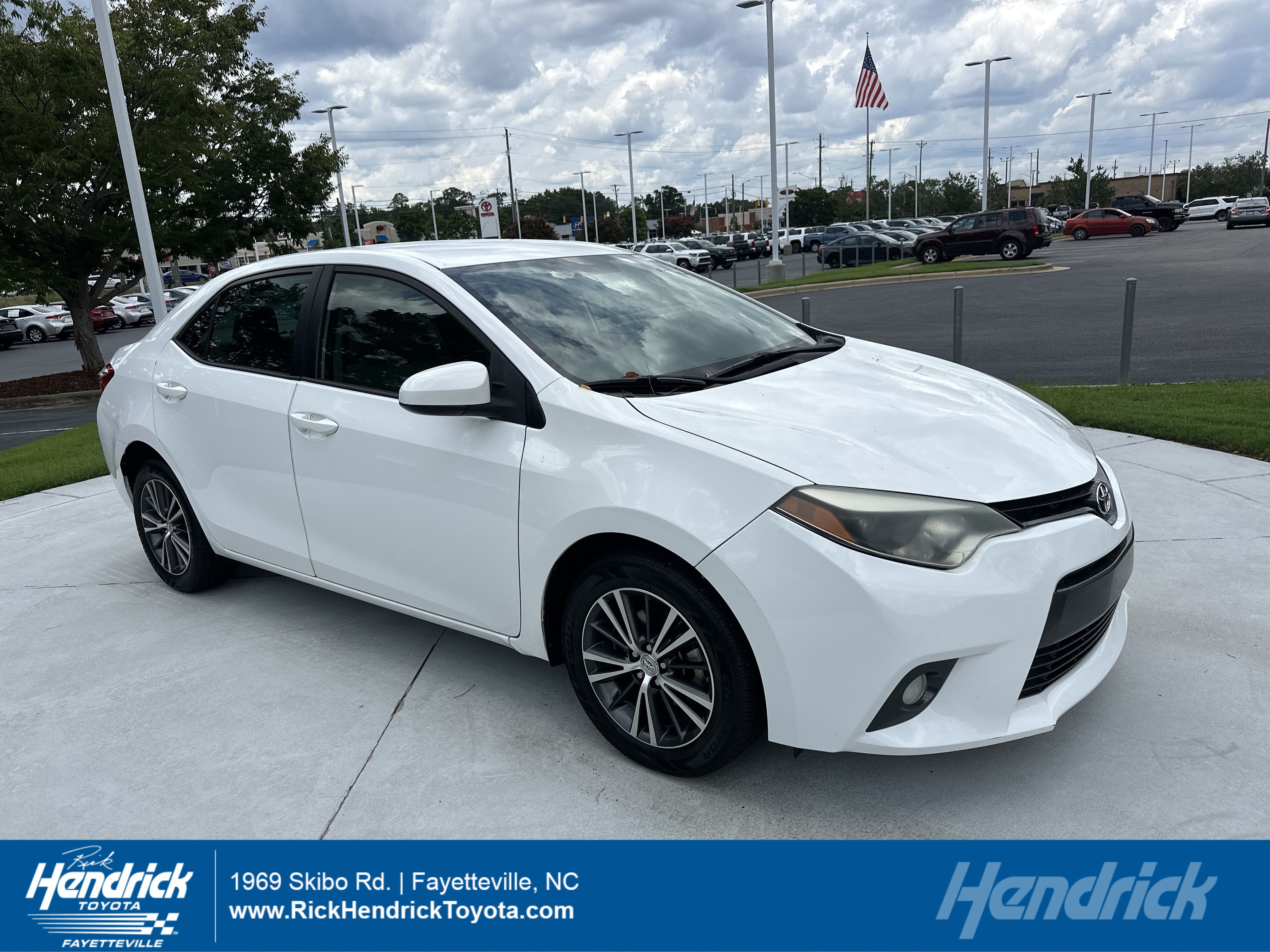 Used 2016 Toyota Corolla LE