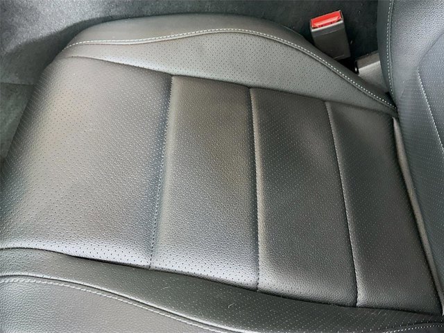 Used 2021 Mercedes-Benz GLE 350 4MATIC image 25