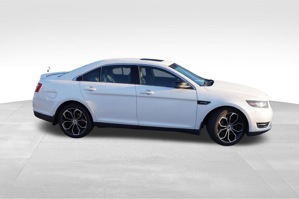 Used 2015 Ford Taurus SHO w/ Equipment Group 401A AWD/4WD image 2