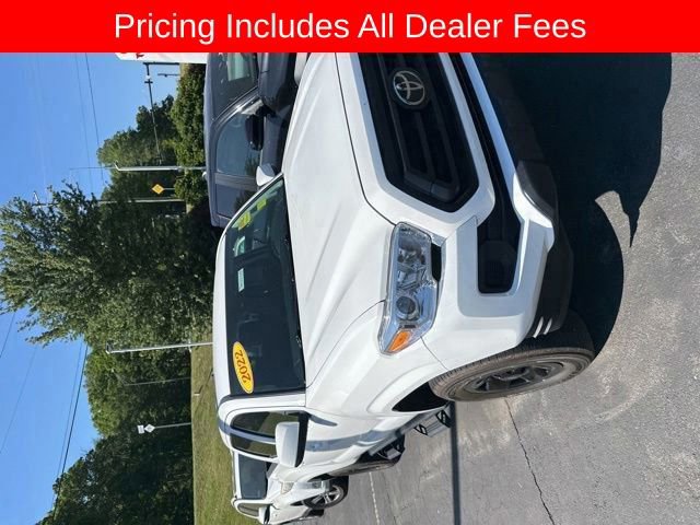 Used 2022 Toyota Tacoma SR AWD/4WD image 3