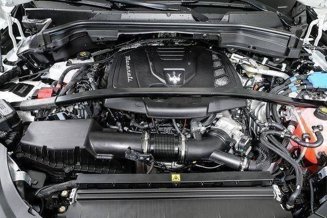 New 2025 Maserati Grecale GT AWD/4WD image 36