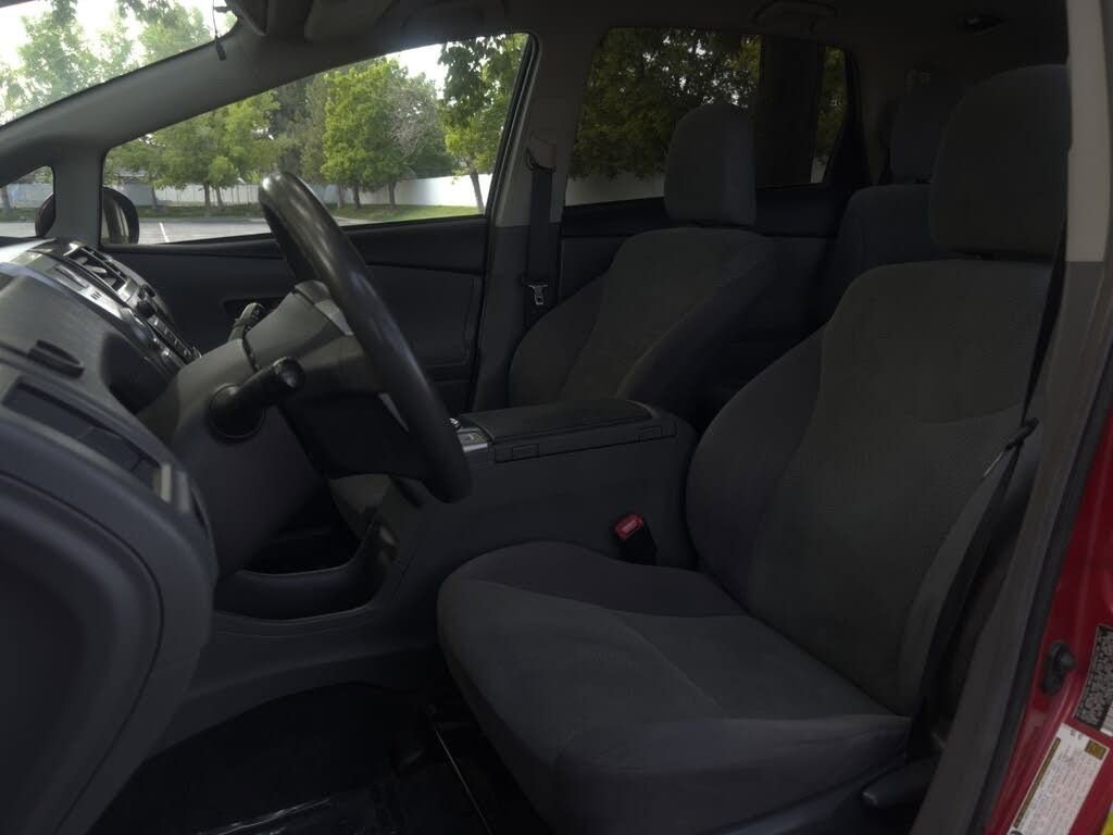 Used 2012 Toyota Prius V Two FWD image 9