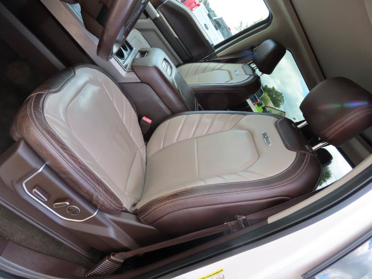 Used 2018 Ford F350 Limited AWD/4WD image 28