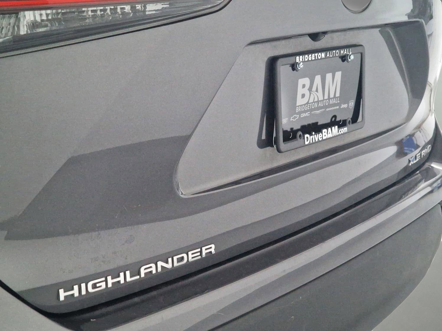 Used 2021 Toyota Highlander XLE image 37