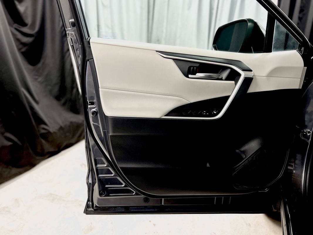 Used 2019 Toyota RAV4 XLE w/ All Weather Liner Package AWD/4WD image 52