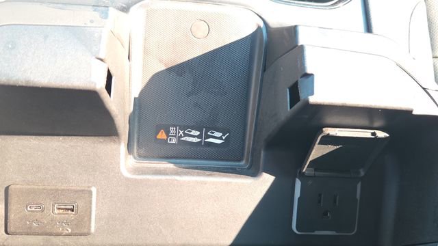 Used 2023 GMC Sierra 1500 AT4 w/ AT4 Premium Package image 39