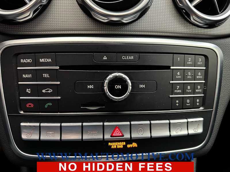 Used 2019 Mercedes-Benz GLA 250 4MATIC image 24