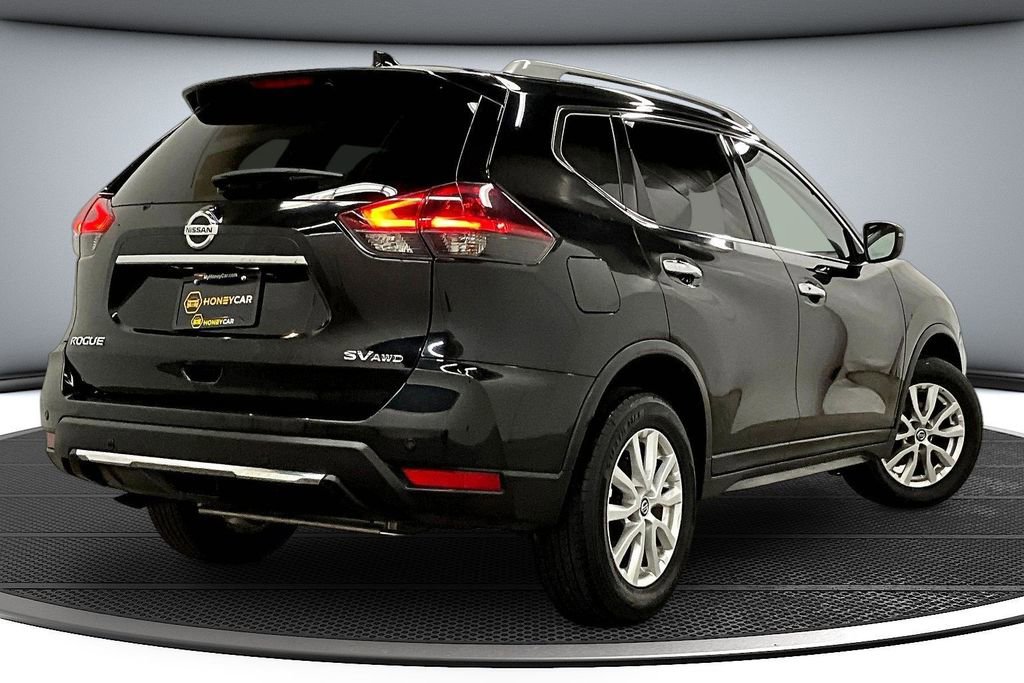 Used 2019 Nissan Rogue SV image 6