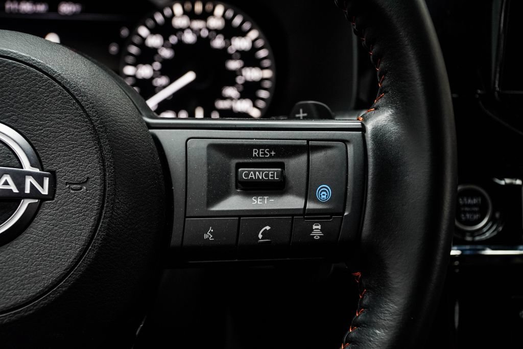 Used 2024 Nissan Pathfinder Rock Creek AWD/4WD image 31