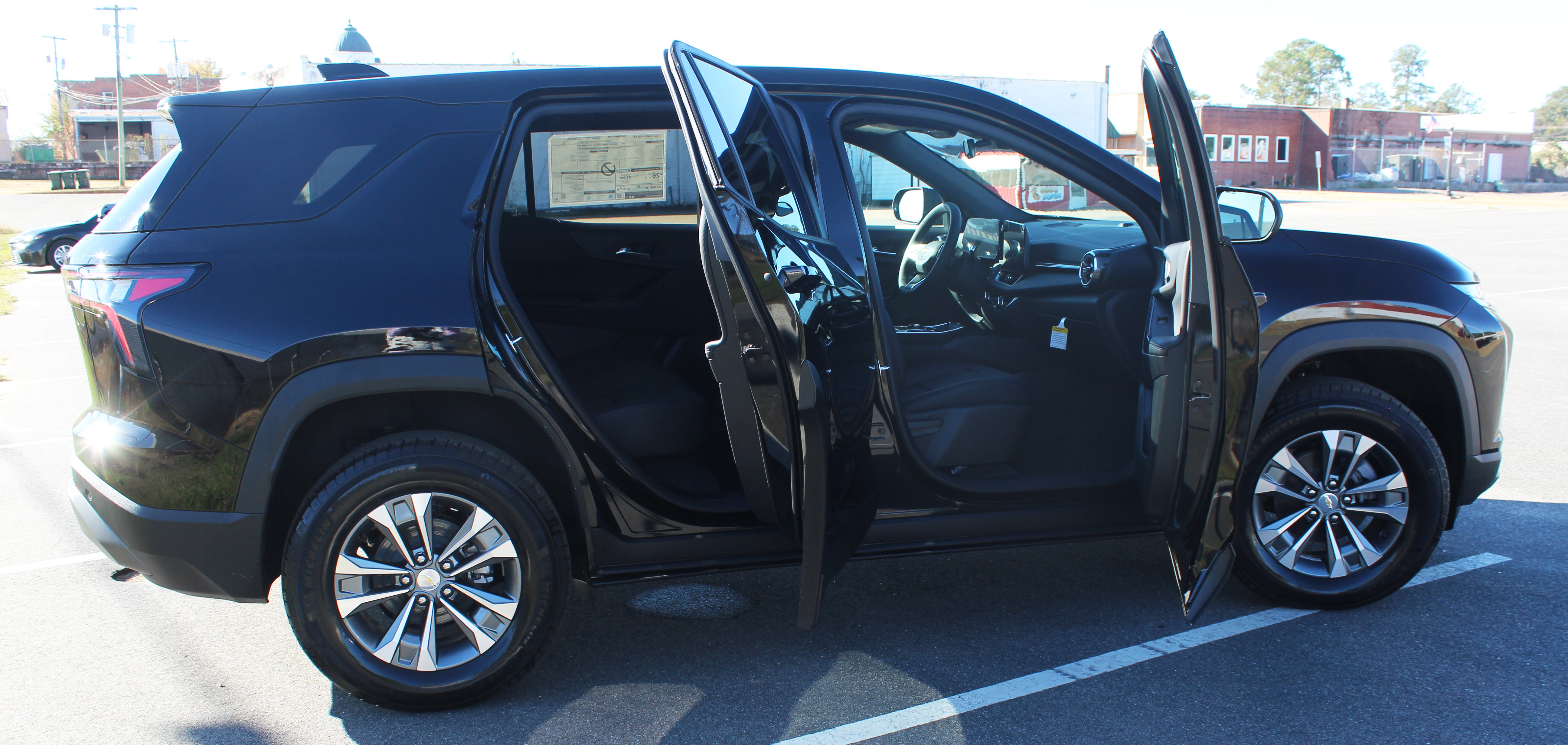 New 2026 Chevrolet Equinox LT w/ Convenience Package II image 11