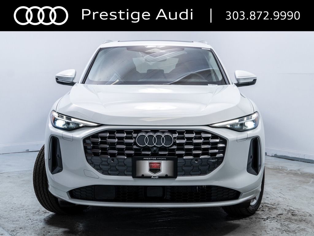Used 2025 Audi Q5 Premium Plus w/ Premium Plus AWD/4WD image 11