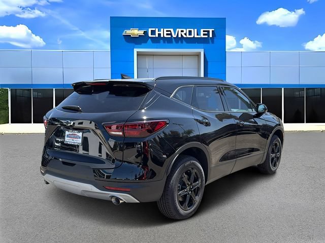 New 2026 Chevrolet Blazer LT w/ Convenience Package FWD image 3