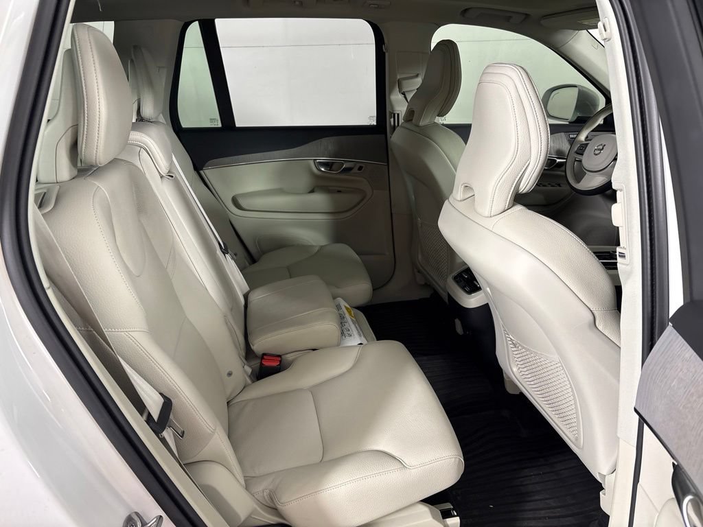 Certified 2025 Volvo XC90 B6 Plus w/ Protection Package Premier AWD/4WD image 20